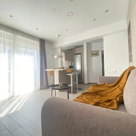 Apartamento Avalon Bucareste